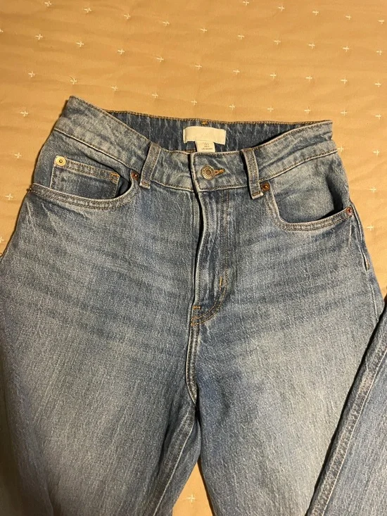 H&M High-Rise Light Blue Women’s Jeans wide leg - Picture 2 of 8